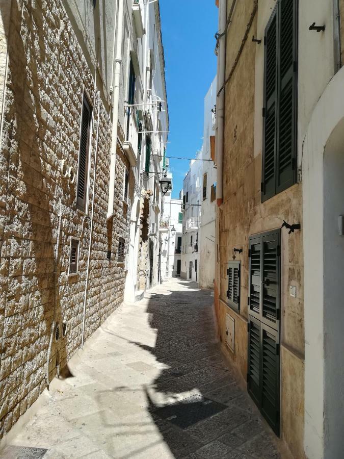 La Casetta Vico San Leonardo Monopoli Bagian luar foto