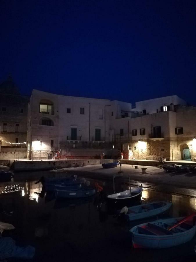 La Casetta Vico San Leonardo Apartment Monopoli Bagian luar foto